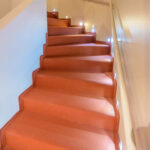 Choisir un revêtement d'escalier: matériaux & caractéristiques